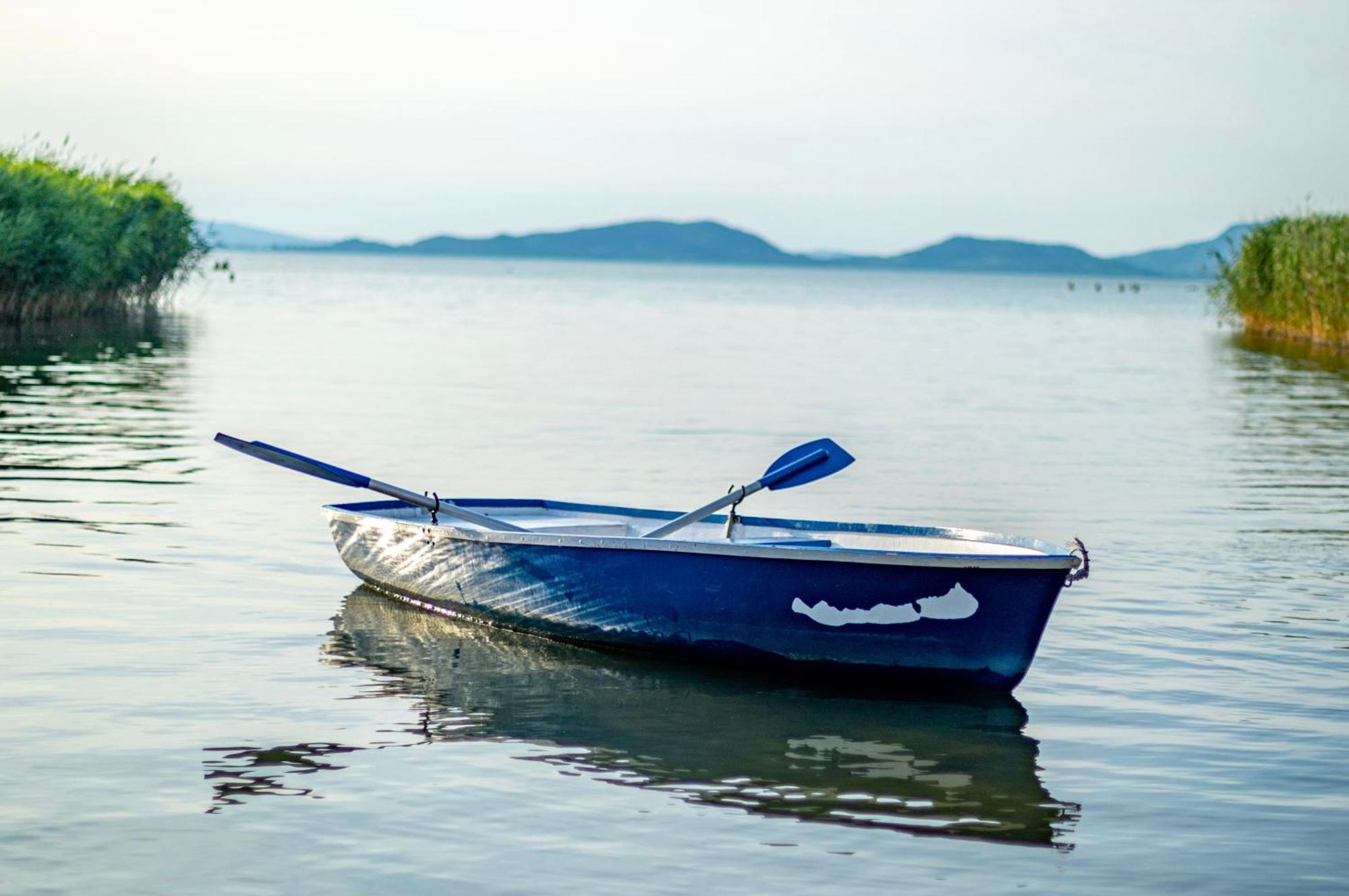 Balaton A Kertben - Balaton In The Garden - Beachfront Houses With Beautiful View, Private Beach 鲍洛通费尼韦什 外观 照片